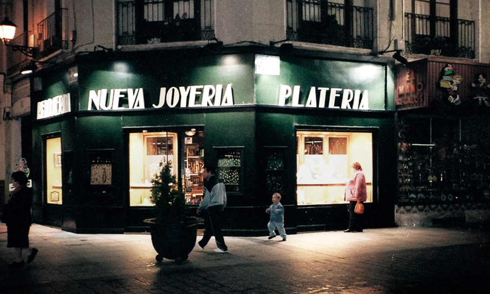 fachada nueva joyería zaragoza